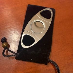 #1038 Alaska Bear Cigar Cutter